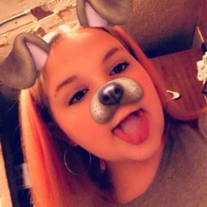 Meet your Posher, Selena